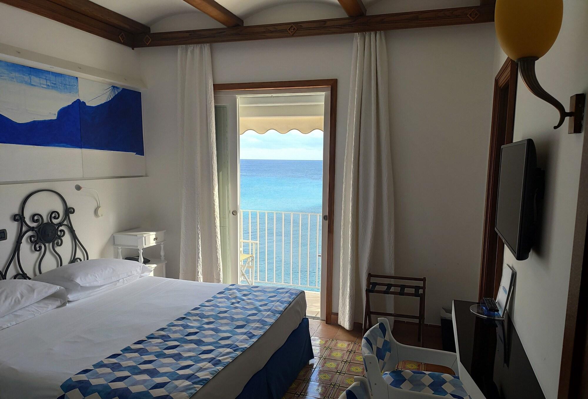 Taverna Del Capitano Marina del Cantone Εξωτερικό φωτογραφία